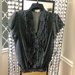🎉 3 FOR $20 🎉 Black & White Polka Dot Shirt